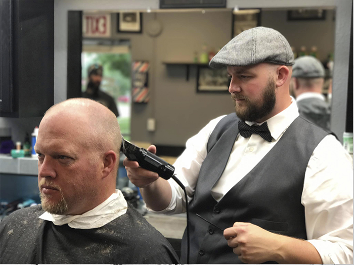 dapper barber plano